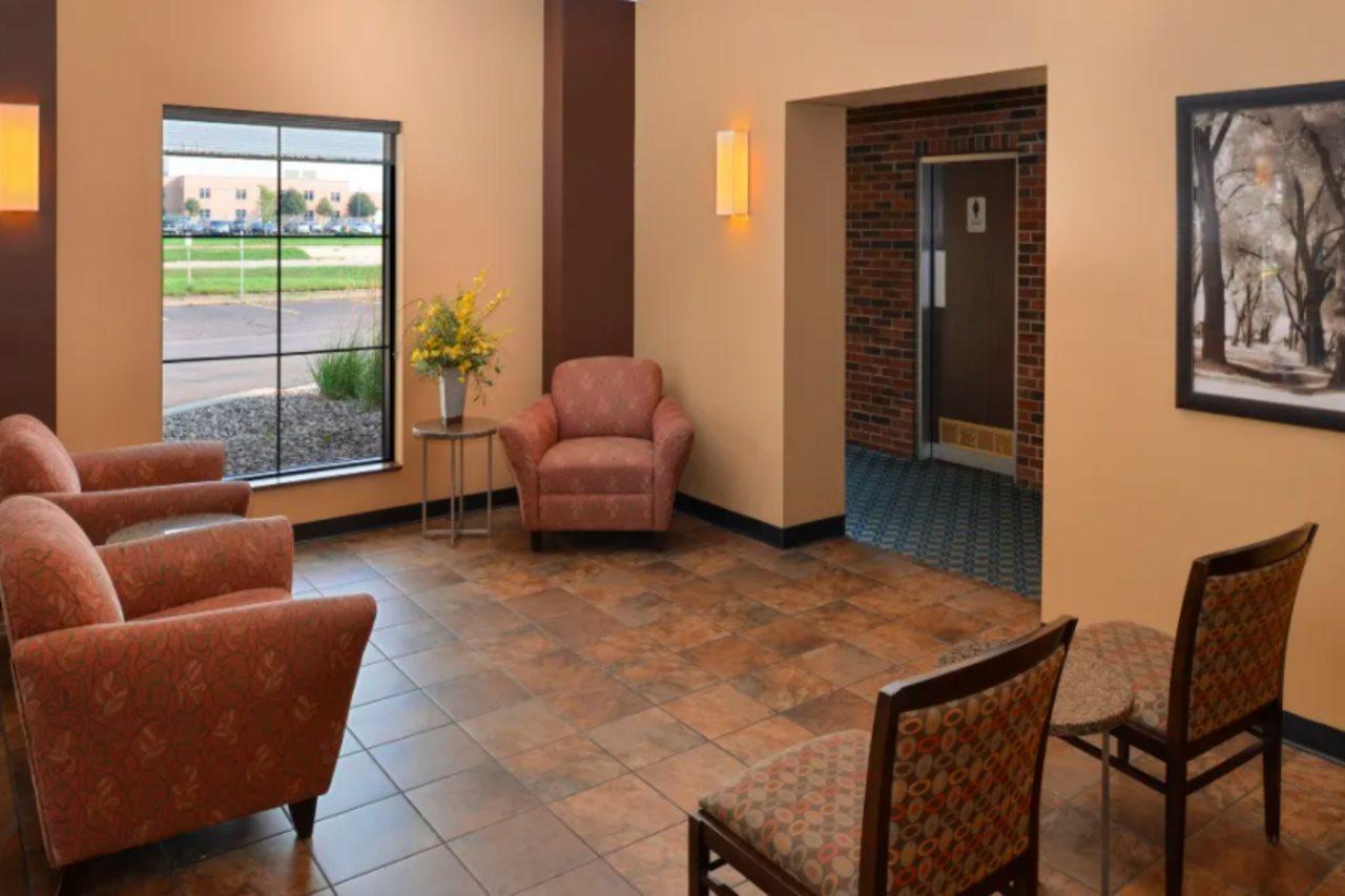 Americas Best Value Inn - Campus View Eau Claire Exterior photo