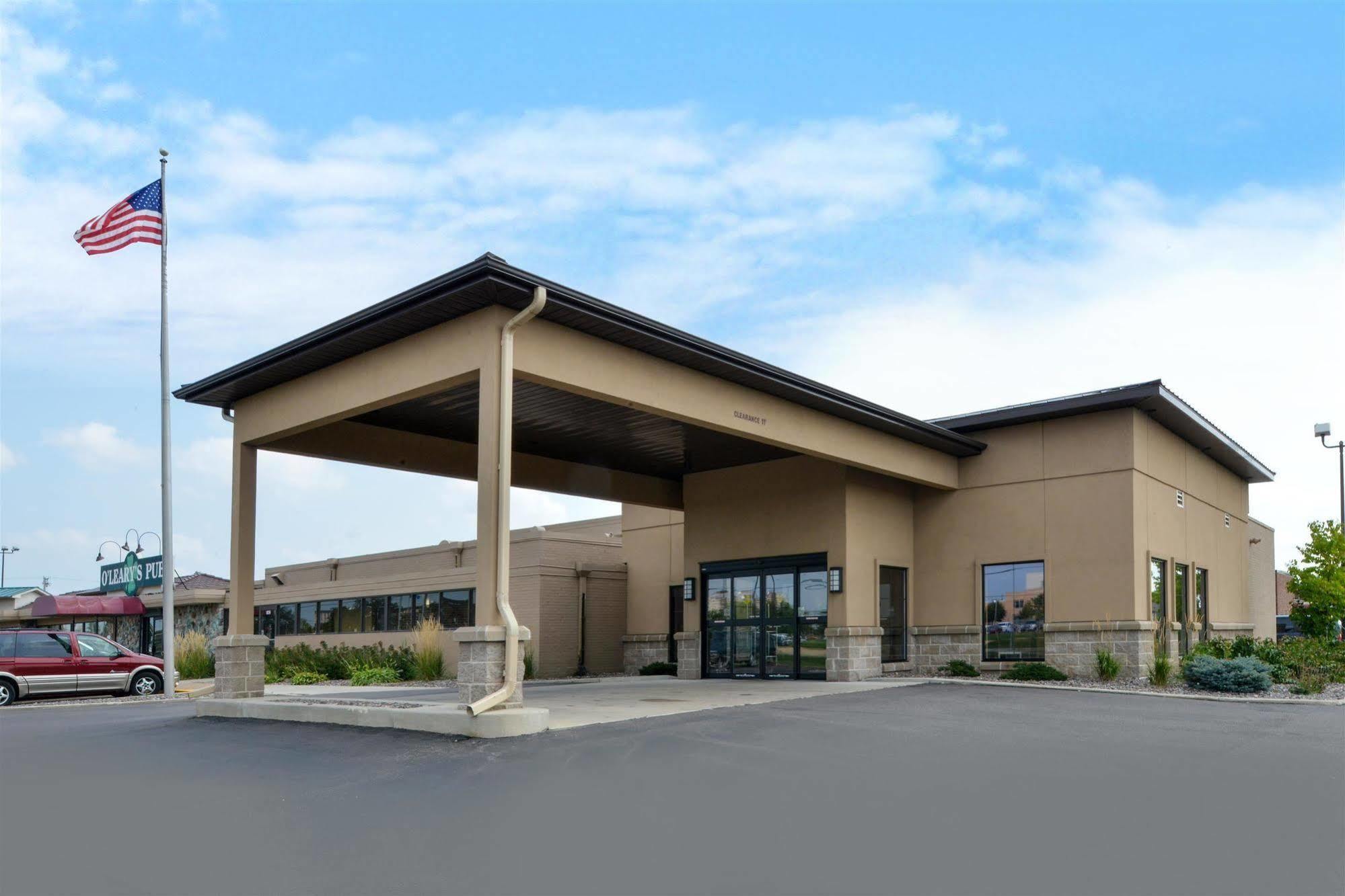 Americas Best Value Inn - Campus View Eau Claire Exterior photo